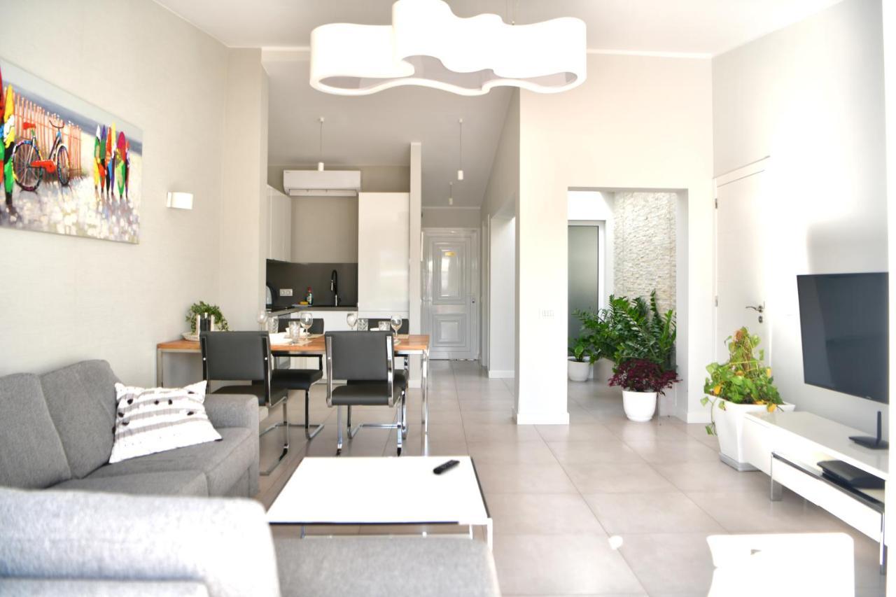 Luxury Apartment In Island Village Адехе Экстерьер фото